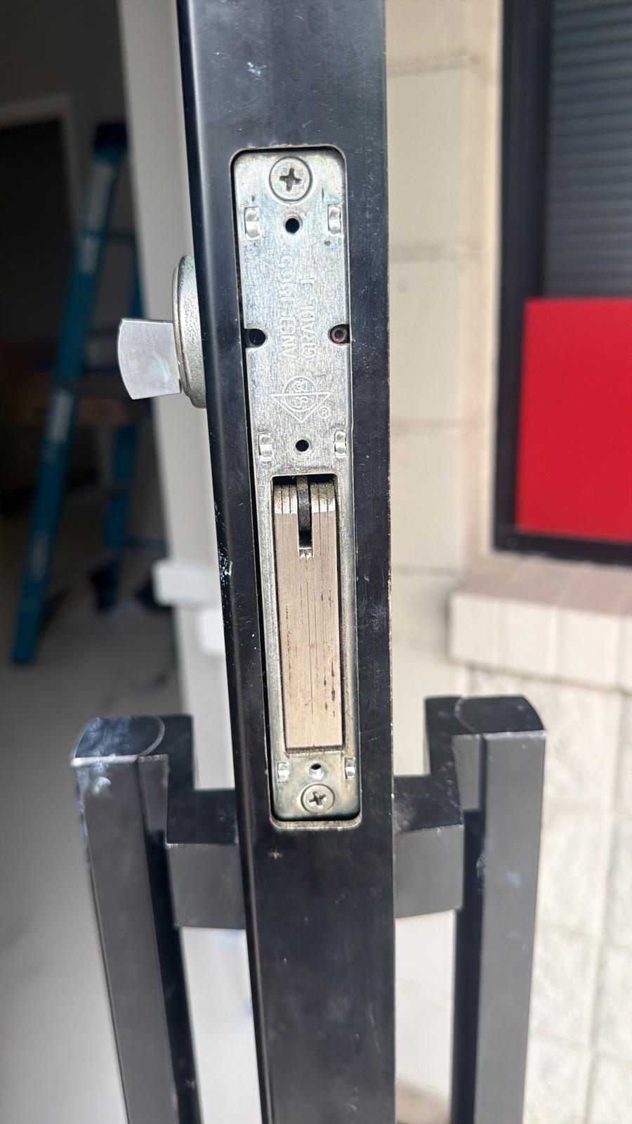 Commercial-grade strike plate